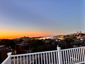 4 Monument Sq, Unit 6 in Boston, MA - Building Photo - Building Photo