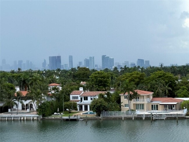 5900 Collins Ave in Miami Beach, FL - Building Photo - Building Photo
