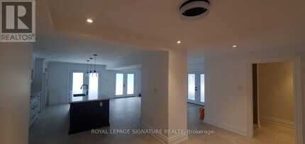 19 Scarboro Ave in Toronto, ON - Building Photo - Building Photo