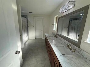 6121 Preston Haven Dr in Dallas, TX - Building Photo - Building Photo