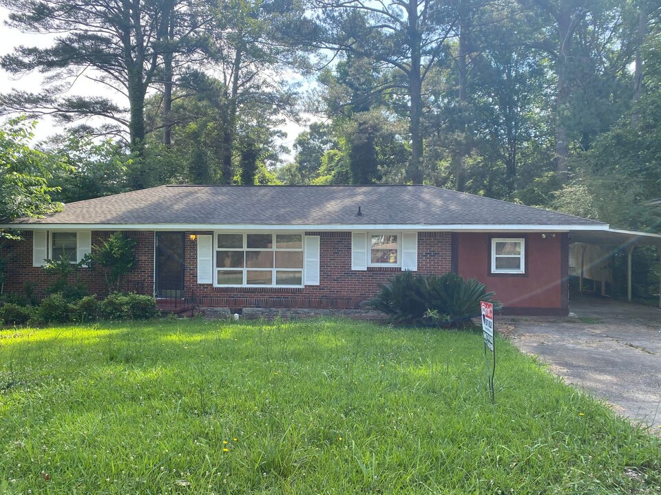 7908 Scarlett Dr in Jonesboro, GA - Building Photo