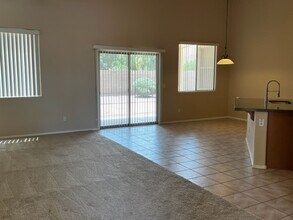 4405 E Cherry Hills Dr in Chandler, AZ - Building Photo - Building Photo