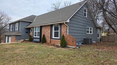 3412 Birchwood Dr in Kansas City, MO - Building Photo - Building Photo