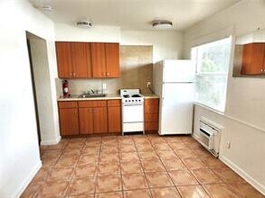 155 110th Ave in Treasure Island, FL - Building Photo - Building Photo