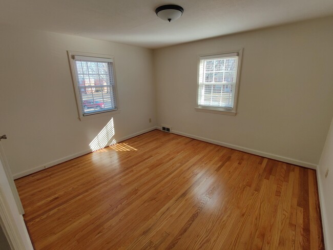 76 Mercury Ct, Unit R2 in West Springfield, MA - Building Photo - Building Photo