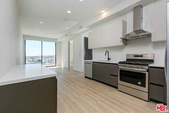 property at 3833 Dunn Dr