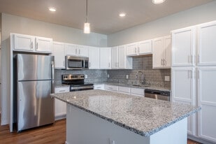 Summer Ridge in Lake Mills, WI - Building Photo