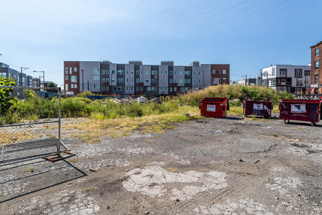 1700 Germantown in Philadelphia, PA - Building Photo