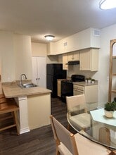 Reserve at Jefferson Crossing in Baton Rouge, LA - Building Photo - Building Photo