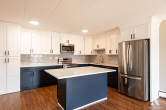 18 E Old Willow Rd in Prospect Heights, IL - Building Photo - Building Photo