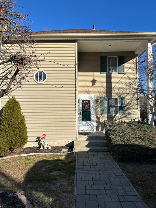 41 Angus St in Coventry, RI - Building Photo