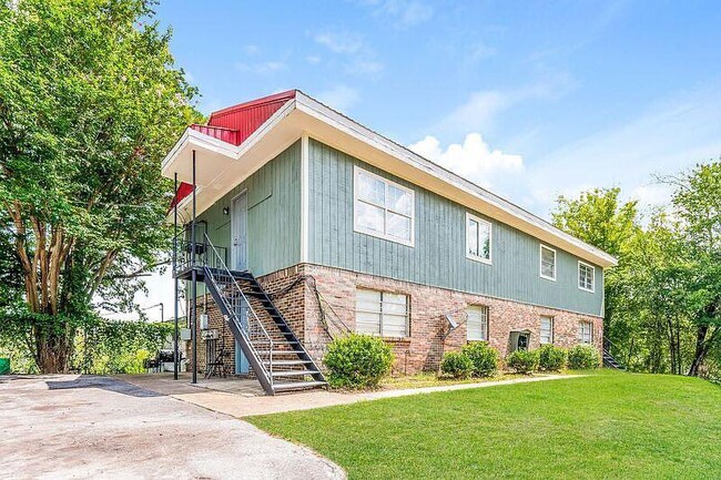 1576 20th St N, Unit D in Birmingham, AL - Building Photo - Building Photo