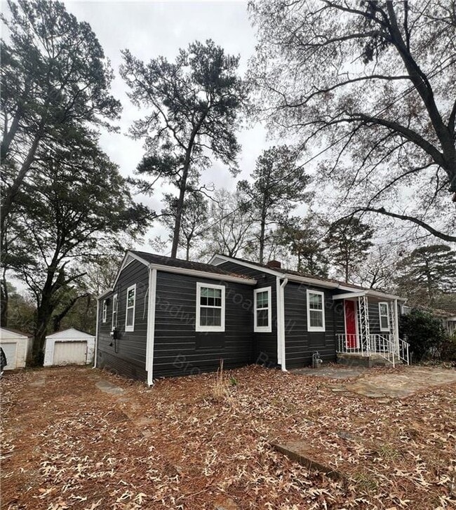 1860 Broadwell St SW in Atlanta, GA - Building Photo - Building Photo