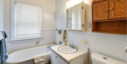 14300 Darwin Ave in Cleveland, OH - Building Photo - Building Photo