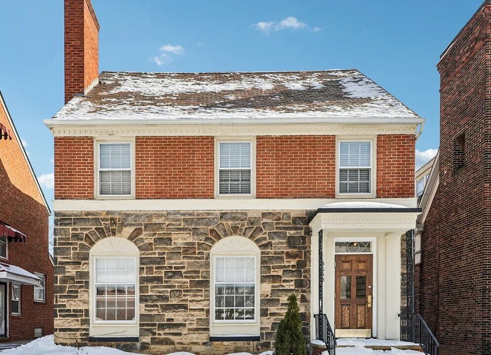 3653 Winchell Rd, Unit Upper in Shaker Heights, OH - Building Photo