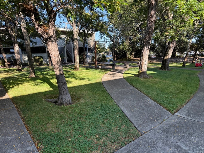 Garden Court Apartments