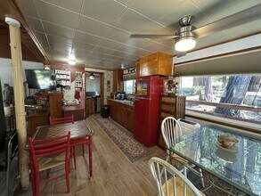 55045 Strong Dr in Idyllwild, CA - Building Photo - Building Photo