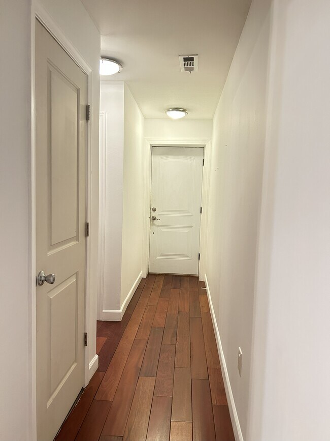 118 Bates St NW in Washington, DC - Building Photo - Building Photo