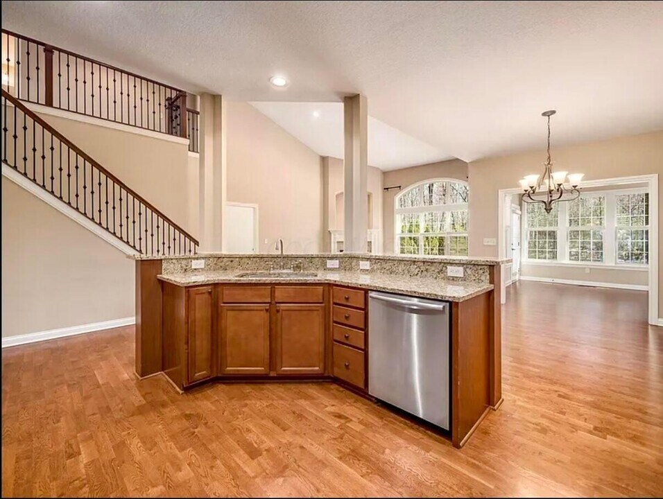 9390 Pratolino Villa Dr in Dublin, OH - Building Photo