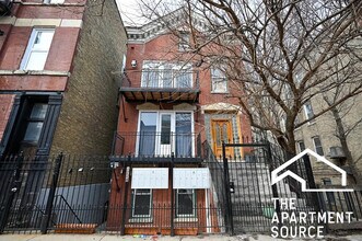 1228 N Cleaver St, Unit 2 in Chicago, IL - Building Photo - Building Photo