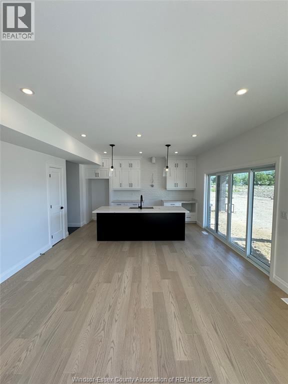 3388 Tullio Dr in Lasalle, ON - Building Photo - Building Photo