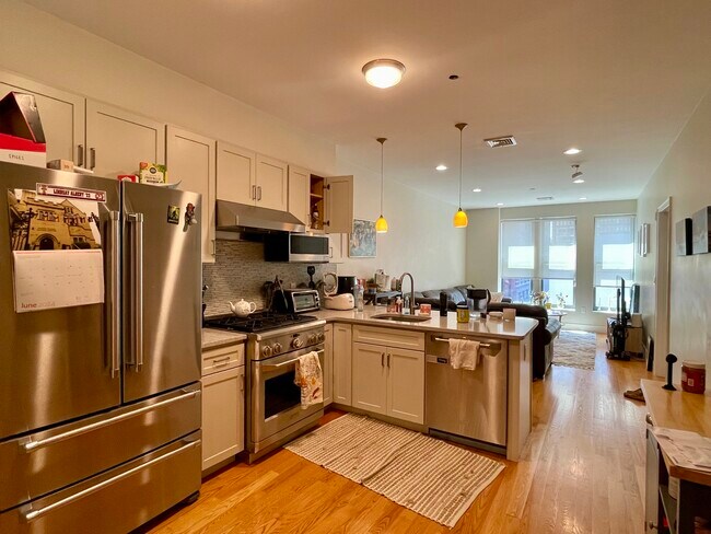 725 Boylston St, Unit 41 in Boston, MA - Building Photo - Building Photo
