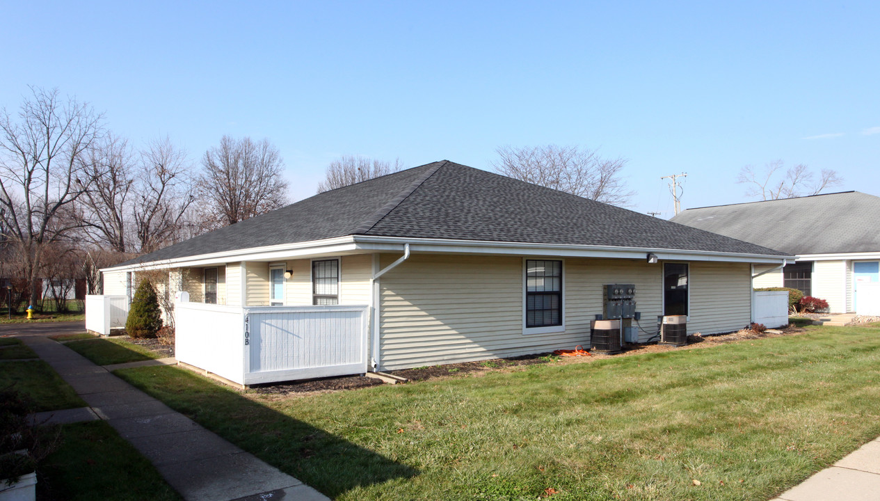 Sanctuary Senior Living of Newark in Newark, OH - Building Photo