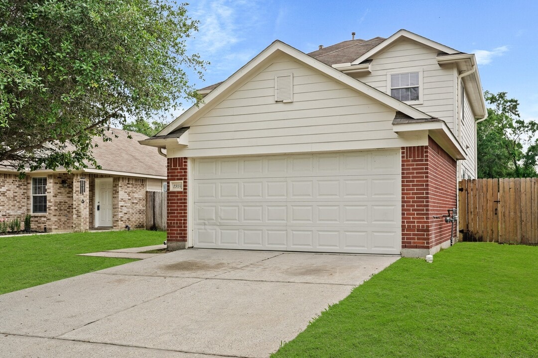 2934 Cypress Island Dr in Houston, TX - Building Photo