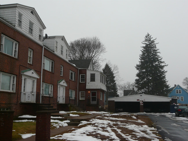 Judson Manor in New Haven, CT - Building Photo - Building Photo