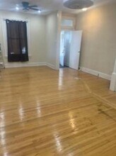 926 Forrester Ave in Darby, PA - Foto de edificio - Building Photo