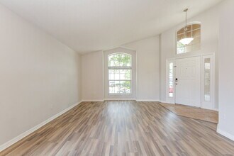 539 Freeman St in Longwood, FL - Building Photo - Building Photo