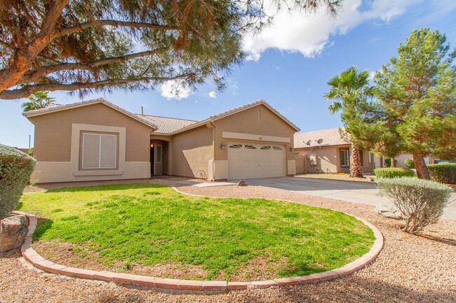 2935 E Harwell Rd in Gilbert, AZ - Building Photo - Building Photo