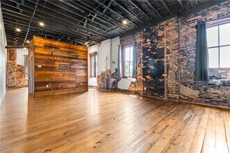 558 St Francis St in Mobile, AL - Building Photo - Building Photo