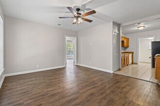 8607 Guadalupe St, Unit A in Austin, TX - Building Photo - Building Photo