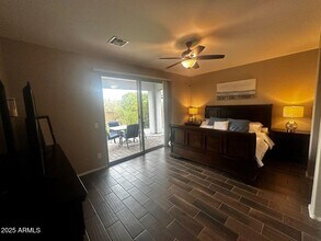 22503 E Calle de Flores in Queen Creek, AZ - Foto de edificio - Building Photo