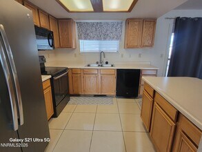 404 Kathy Ave in Yerington, NV - Building Photo - Building Photo