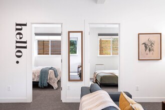 3826 Meridian Ave N in Seattle, WA - Building Photo - Building Photo