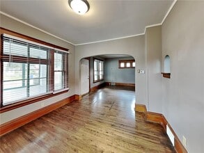 1403 Barclay St in St. Paul, MN - Foto de edificio - Building Photo