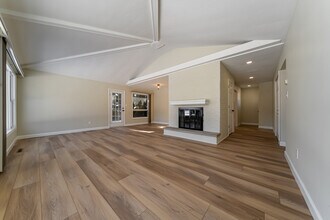 2659 W Asplin Dr in Rocky River, OH - Building Photo - Building Photo