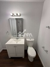 407 Creath Pl in San Antonio, TX - Foto de edificio - Building Photo