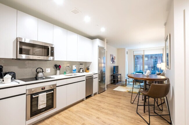 131 Seaport Blvd, Unit FL7-ID1050361P in Boston, MA - Foto de edificio - Building Photo