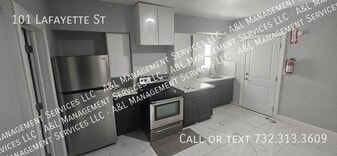 101 Lafayette St in Paterson, NJ - Building Photo