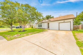 2014 Balsam Way in Round Rock, TX - Building Photo - Building Photo