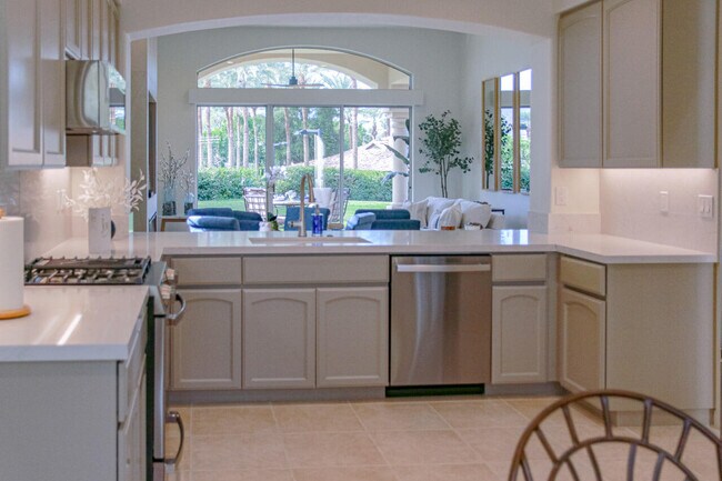 48295 Casita Dr in La Quinta, CA - Building Photo - Building Photo