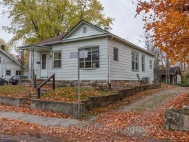 806 N Lincoln St in Bloomington, IN - Building Photo
