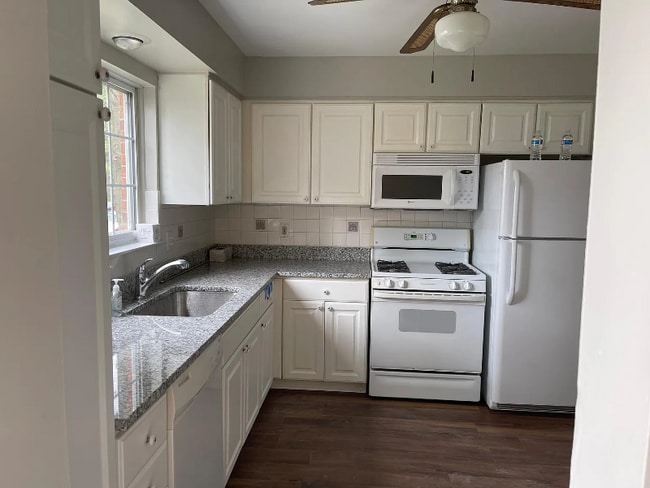 471 Fox Hills Dr S in Bloomfield Township, MI - Building Photo - Building Photo