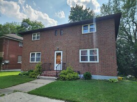 49 Howard Ave, Unit Right side in Binghamton, NY - Building Photo