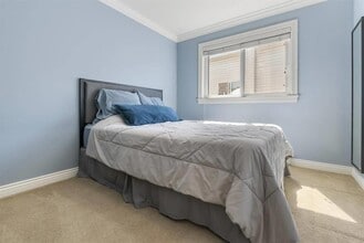 90XX-9161 161 St in Surrey, BC - Building Photo - Building Photo