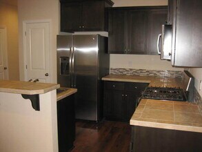 21714 SW Berkshire Terrace in Sherwood, OR - Building Photo - Building Photo