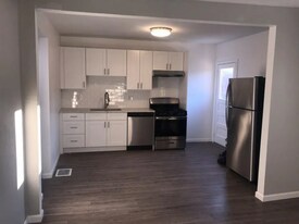 451 Norton St in Pittsburgh, PA - Building Photo